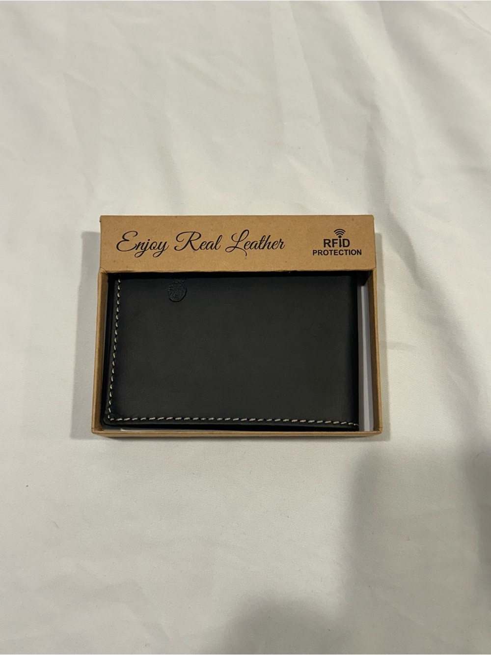 NWT; Borgo Degli Etruschi Genuine Leather Italian Bifold Wallet wRFID Protection